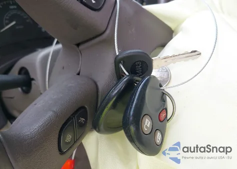 2005 Cadillac Escalade Standard z USA, uszkodzony, nr VIN 1GYEK63N65R149987